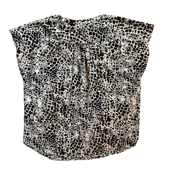 Banana Republic SS Print Dolman Blouse Medium Animal Spot Neutral Black Tan - Picture 6 of 6